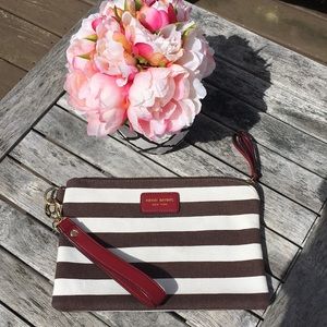 Henri Bendel wristlet